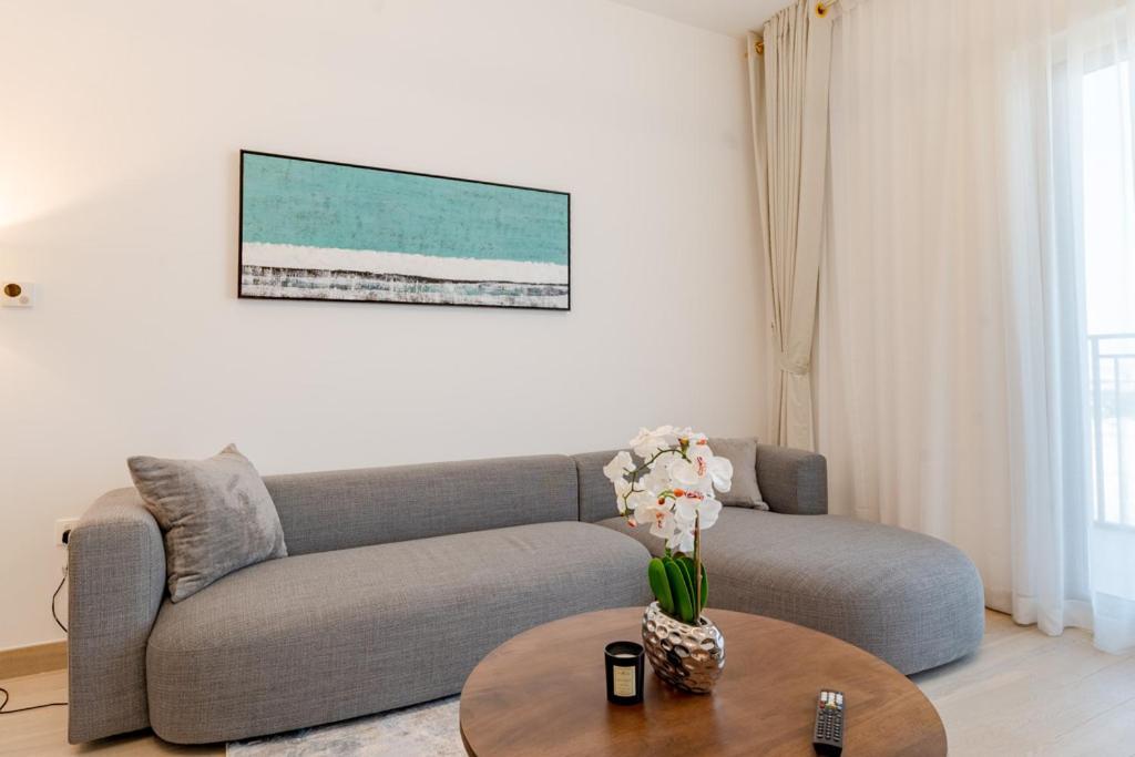 Appartamento Discover Local Culture From Your Cozy 805 Abu Dhabi